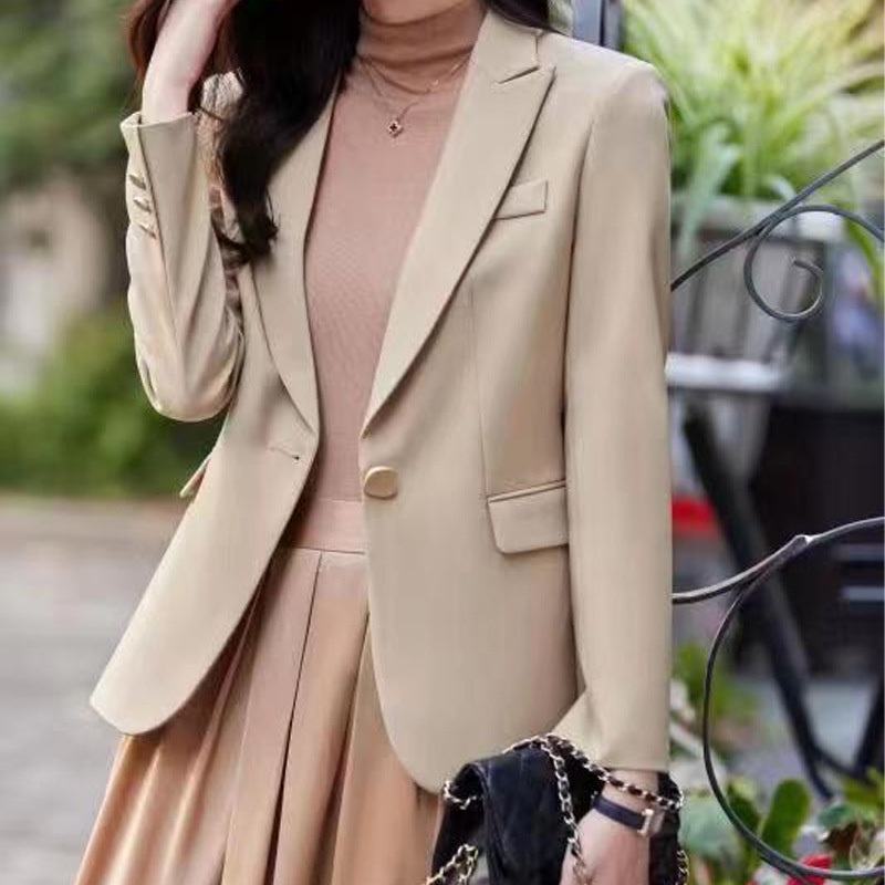 Neuer einreihiger, schmal geschnittener Blazer für Damen (Herbst 2024), strukturierter, lässiger Blazer in Aprikosenfarbe._voghion.com