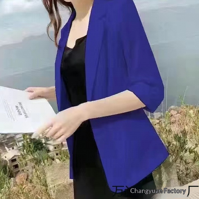 Lightweight Women's Linen Blazer For Summer Sun Protection Style_voghion.com