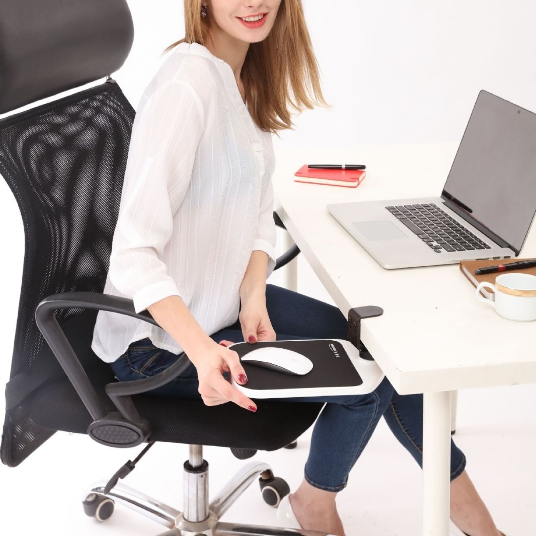 Supporto creativo per poggiapolsi e mouse da scrivania_voghion.com
