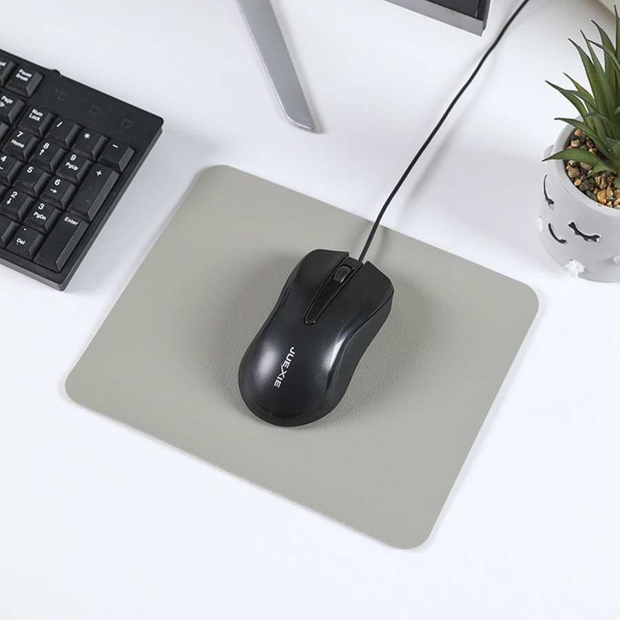 Tappetino da scrivania in pelle tinta unita, antiscivolo, termoisolante, per laptop, piccolo e semplice, con design transfrontaliero._voghion.com