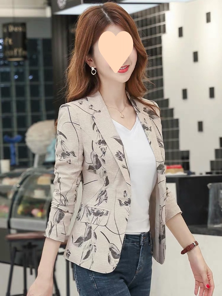 Women's Blazer Slim Fit Single Button Lightweight Spring Jacket_voghion.com