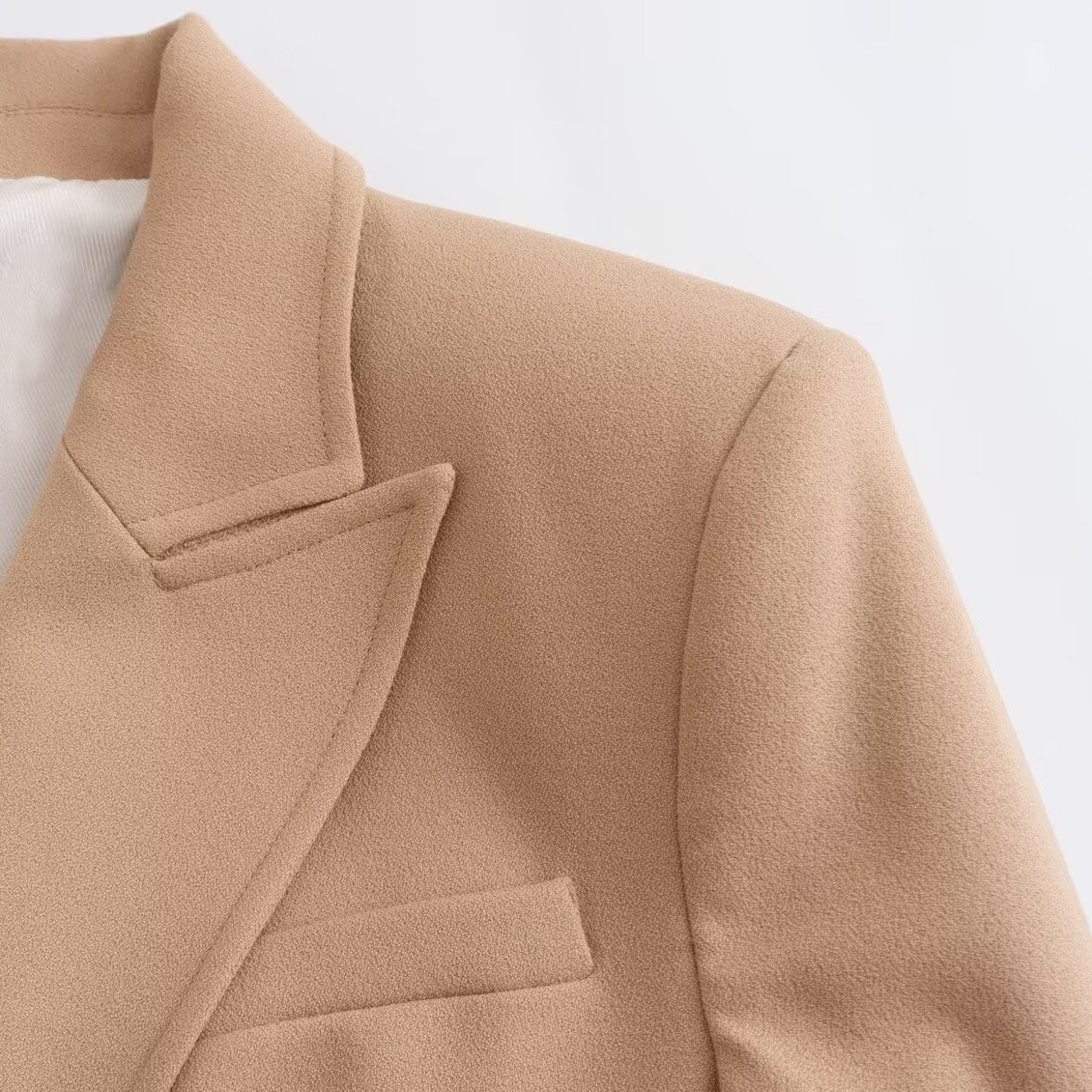 Dam slim fit kavaj med dubbelknäppning vinterjacka_voghion.com