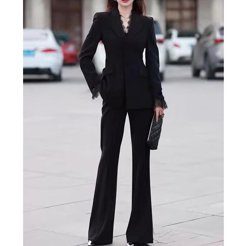 Giacca blazer da donna slim fit con pannelli in pizzo autunno_voghion.com