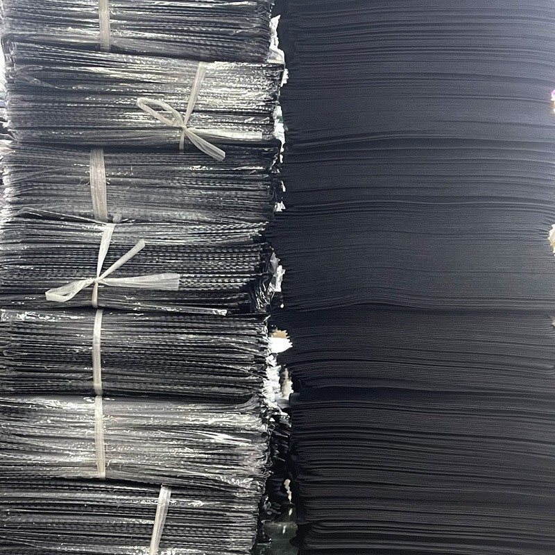 Tappetino semplice con tappetino per mouse economico gratuito, piccolo, nero, disponibile_voghion.com