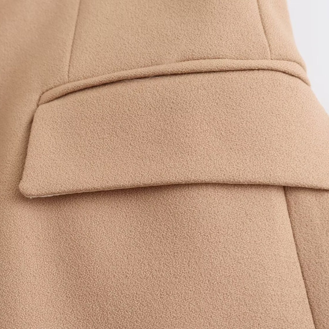 Dam slim fit kavaj med dubbelknäppning vinterjacka_voghion.com