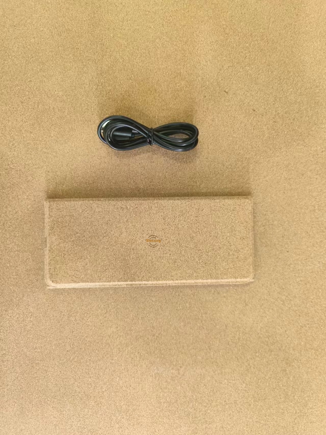 Kabellose, komfortable Mausauflage mit Handschutz, 15-W-Schnellladefunktion, Lederpad, 70 % Rabatt, multifunktionaler Korkständer_voghion.com