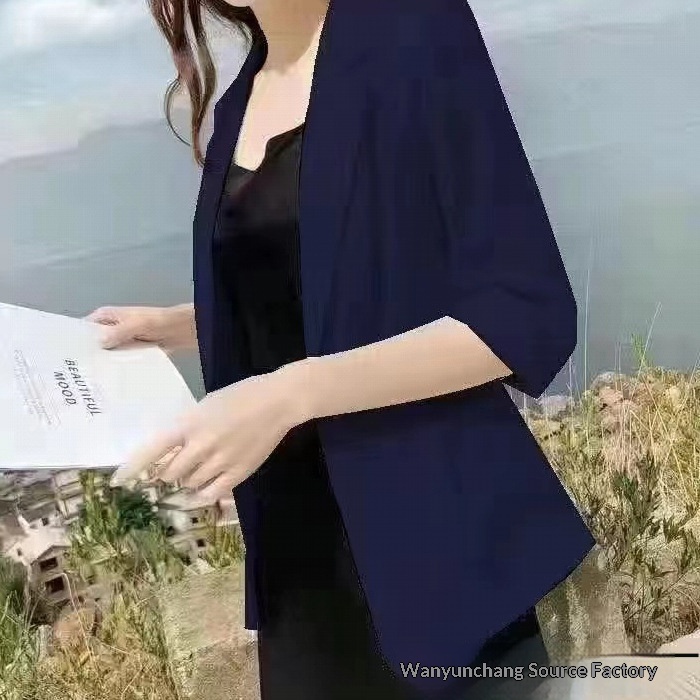 Lightweight Women's Linen Blazer For Summer Sun Protection Style_voghion.com