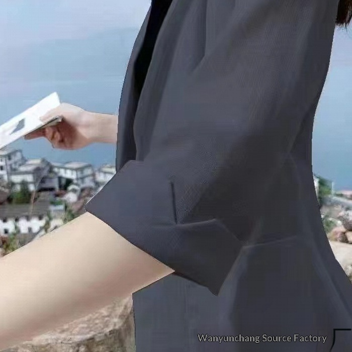 Lightweight Women's Linen Blazer For Summer Sun Protection Style_voghion.com