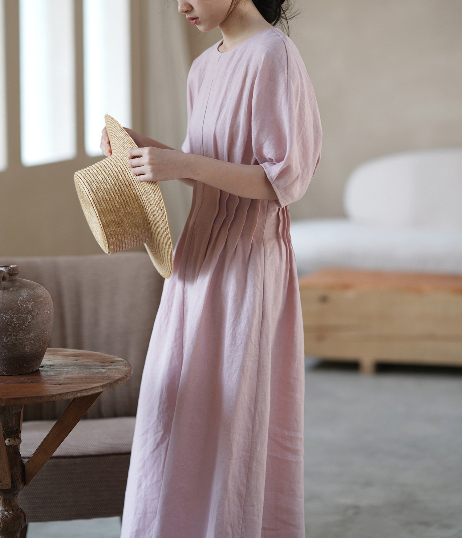 Robe trapèze été en lin naturel plissée coupe ample manches_voghion.com