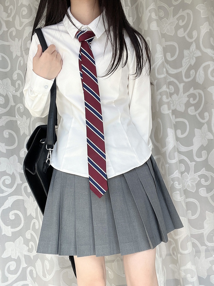 Camicia donna con cravatta stile college maniche lunghe estate_voghion.com