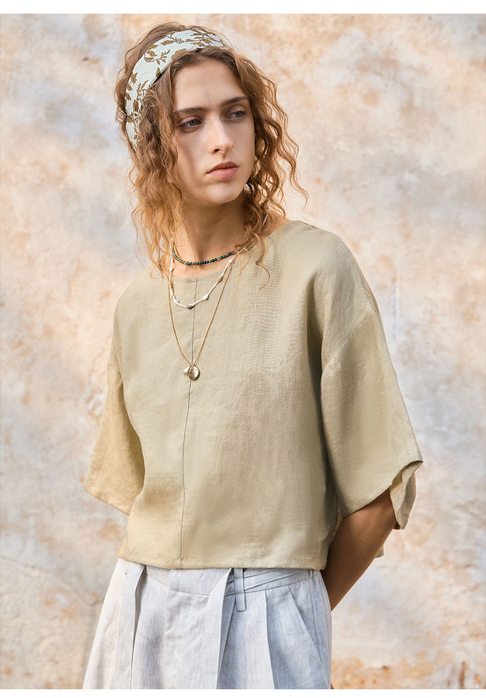 Women's Linen Top Round-neck Drop-shoulder Elegant Summer Blouse_voghion.com