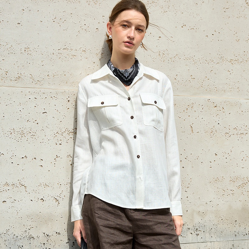 Camicia da donna in lino Tencel stile old money con colletto risvoltato e tasche da lavoro, ampia e versatile in cotone e lino per la primavera._voghion.com