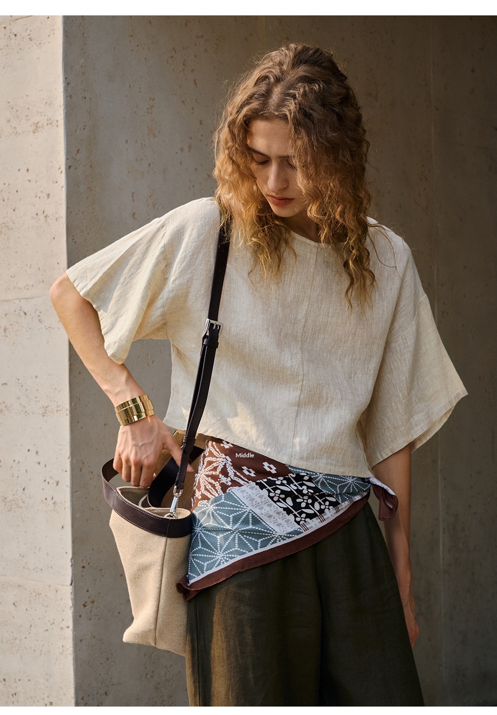 Women's Linen Top Round-neck Drop-shoulder Elegant Summer Blouse_voghion.com
