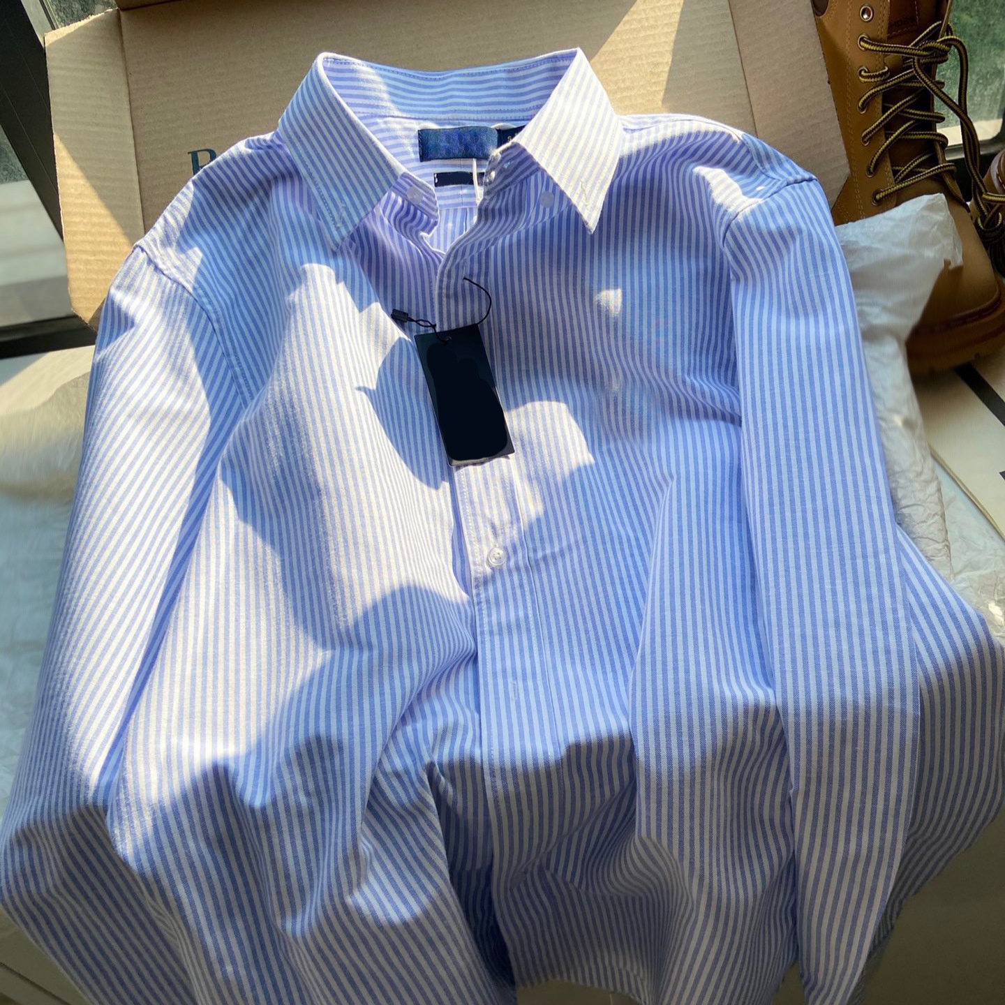2025 New 3-Color Oxford Cloth Striped Classic Loose Fashion Embroidered Shirt Jacket Unisex_voghion.com