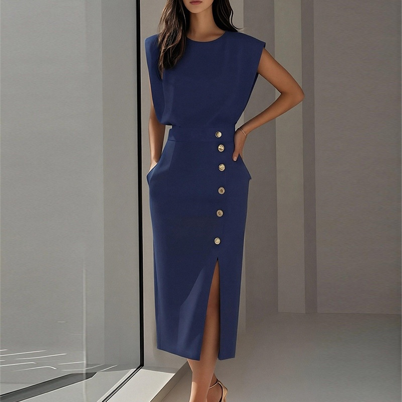 Elegant damklänning med slits och knappar i fransk stil_voghion.com