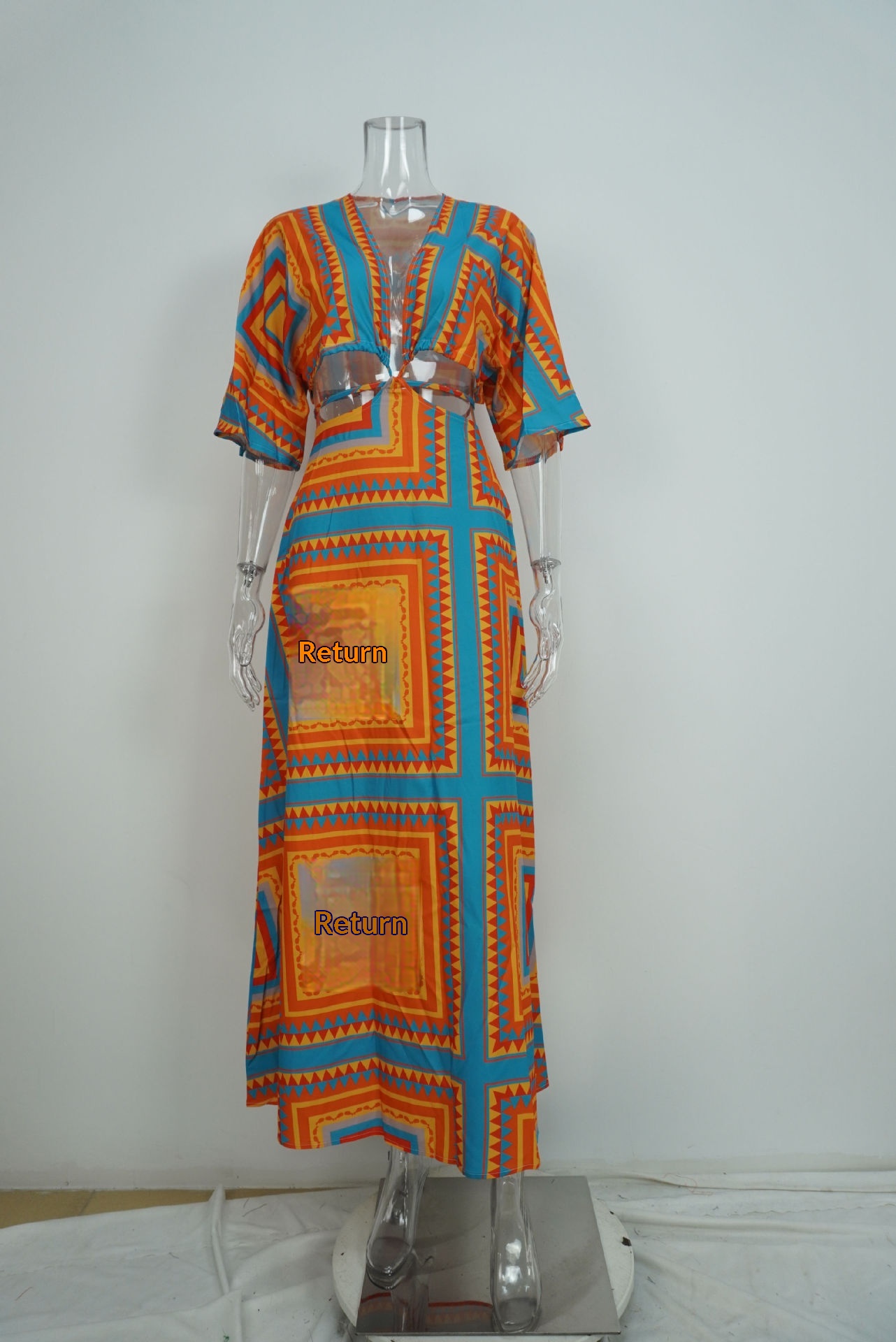 Fashionable Women's V-neck Printed Strap Dress For Plus Size_voghion.com