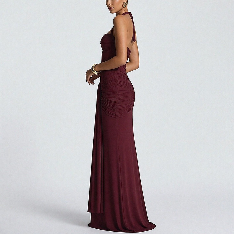 Elegant lång damklänning i mesh med halterneck och passform_voghion.com