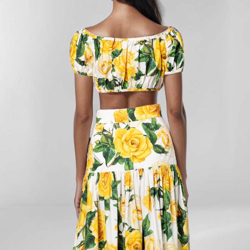 Conjunto de mujer elegante falda plisada estampada y top moda_voghion.com
