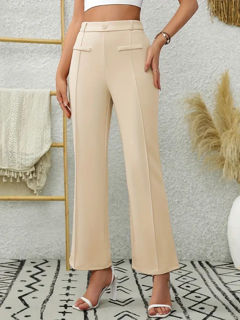 Calças flare femininas com bolsos frontais e tecido elástico_voghion.com