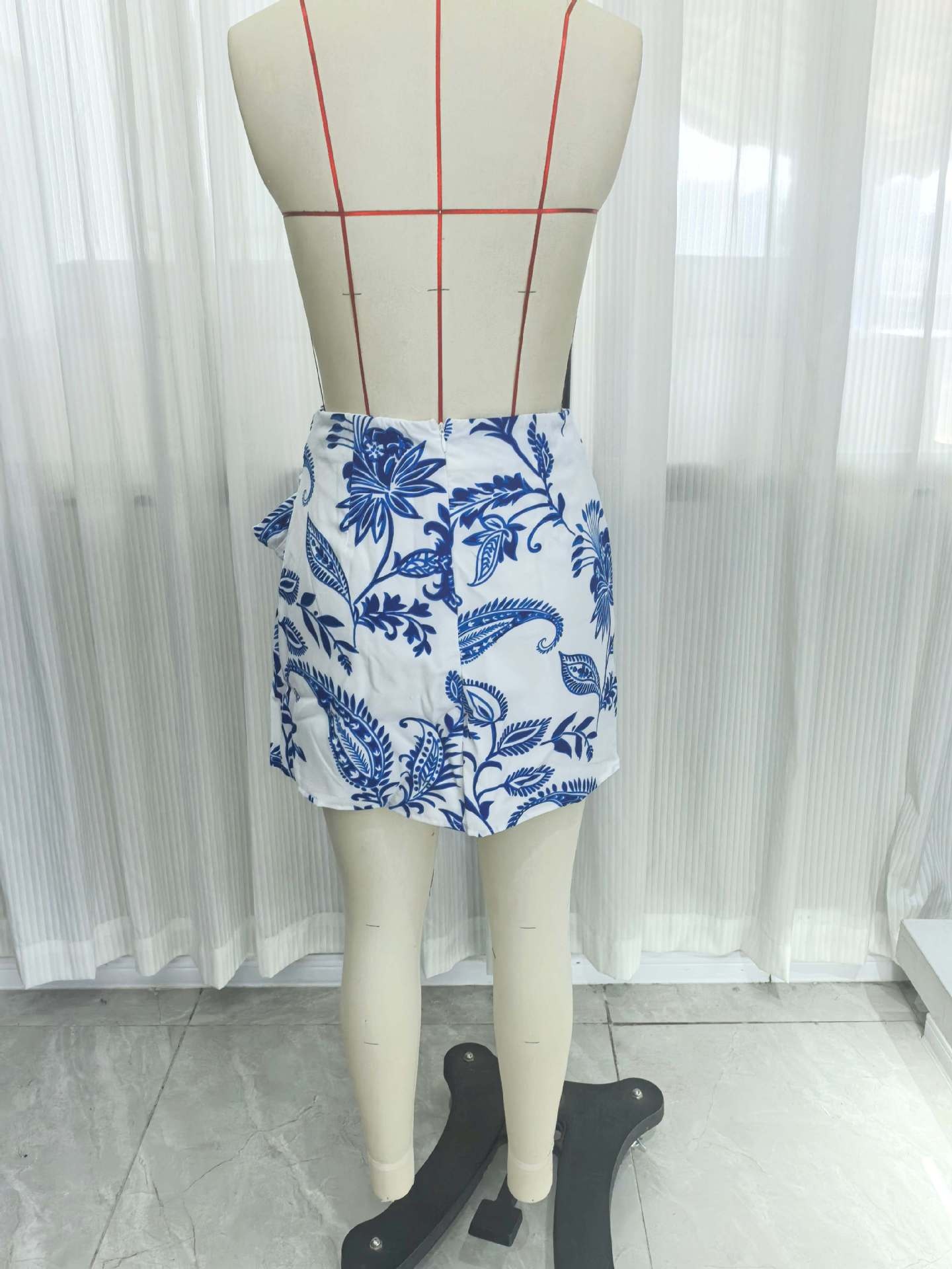 Draped Women's Skirt With Floral Print And Elegant Bow Detail_voghion.com