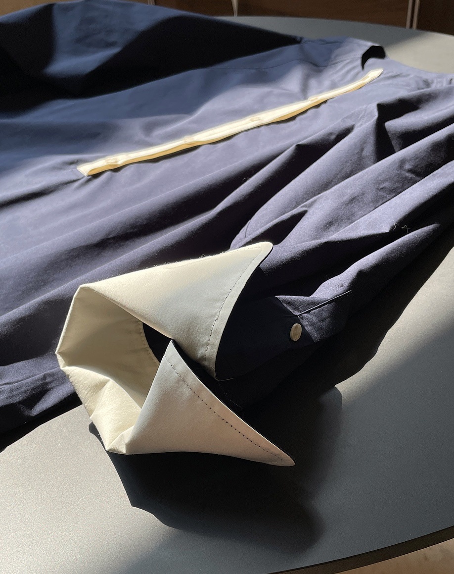 Retro Women's Blouse With Artistic Colour Block Round Neck Top_voghion.com