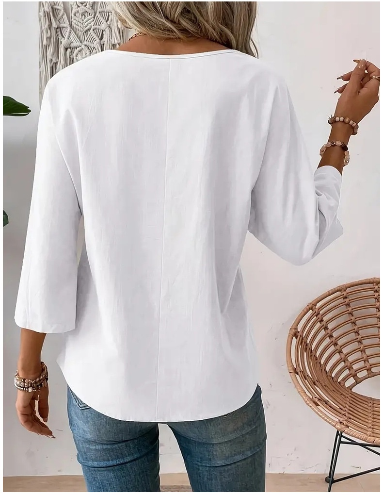 Chemise femme unie à col rond, design simple et tendance, élégante et polyvalente, à porter au quotidien._voghion.com