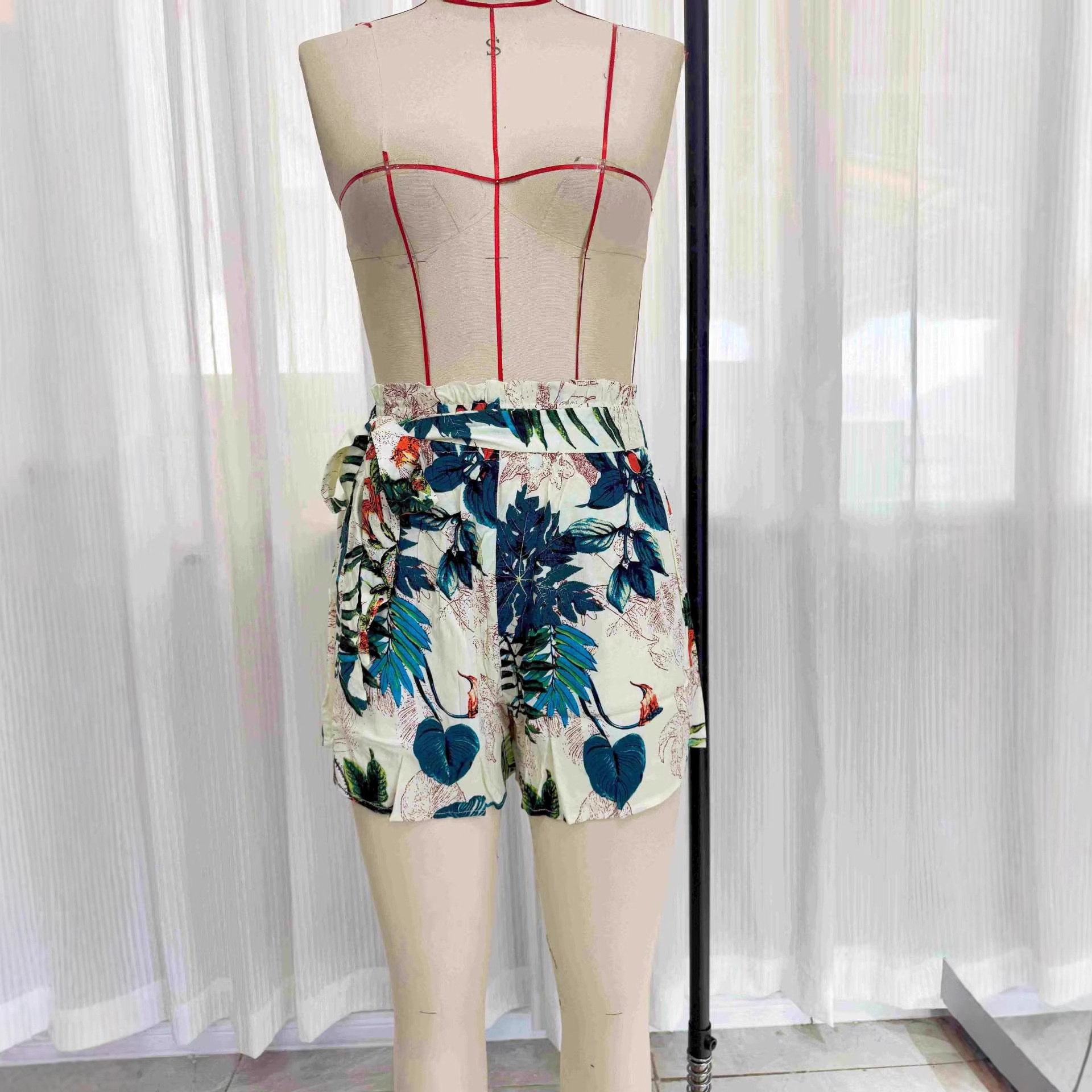 cross-border European And American Foreign Trade Women's Clothing Tropical Print Wide-leg Shorts With Drawstring_voghion.com