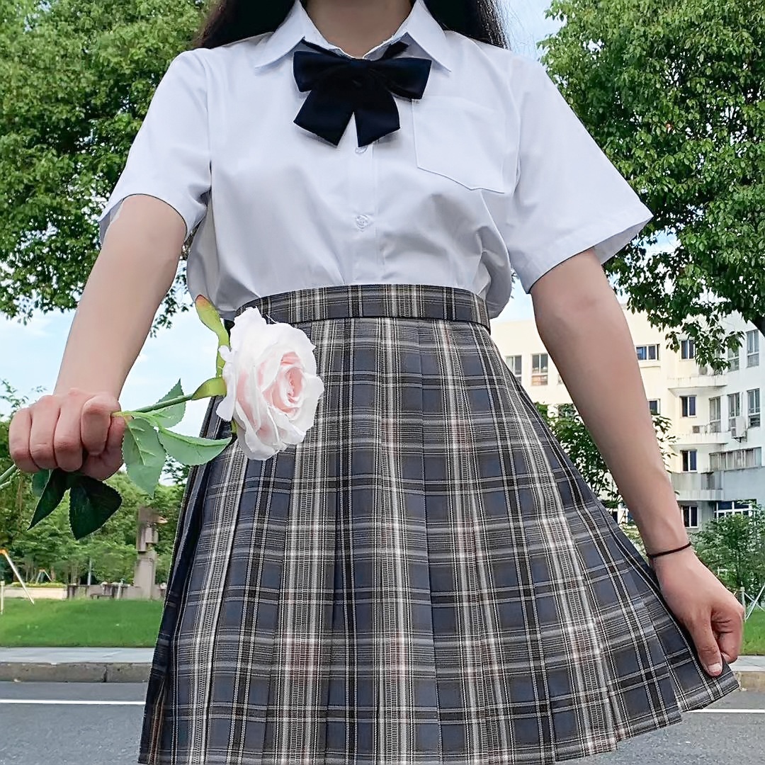 Women's Basic Short-sleeve Shirt With Pointed Collar For Women_voghion.com