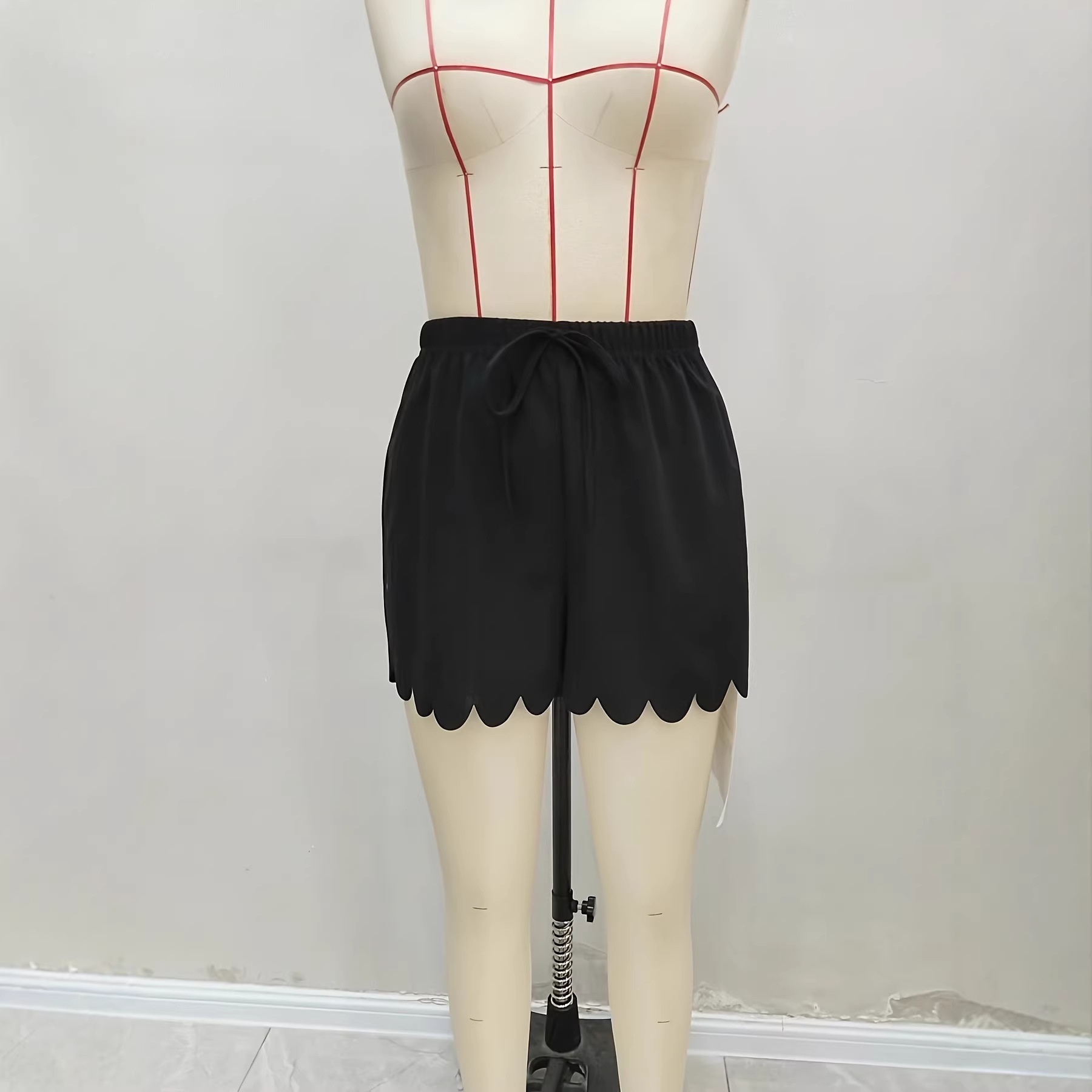 Short en dentelle ondulée décontractée, style européen et américain, polyvalent pour l'été, avec cordon de serrage, jambes larges et légèrement élastique_voghion.com