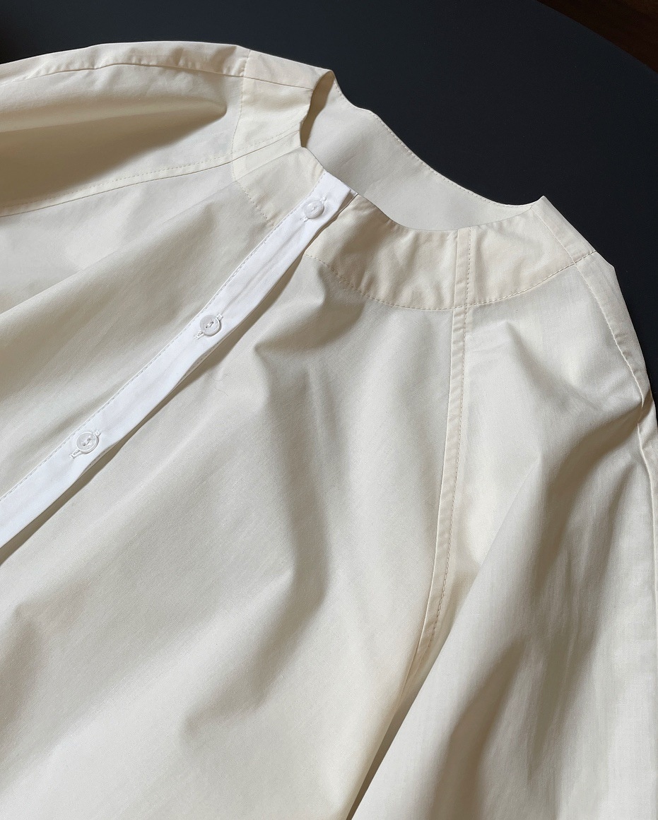Retro Women's Blouse With Artistic Colour Block Round Neck Top_voghion.com