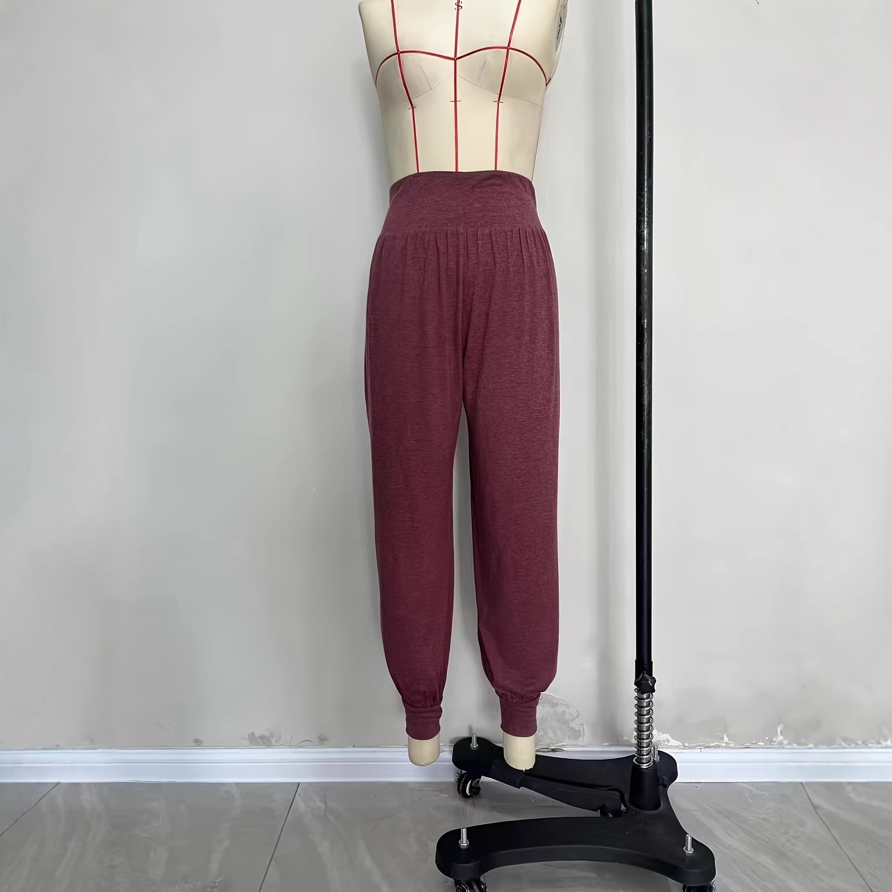 Nova calça de ioga feminina para primavera/verão - perna reta, com punho, design simples, controle abdominal, ideal para dança, pilates, esportes e fitness._voghion.com