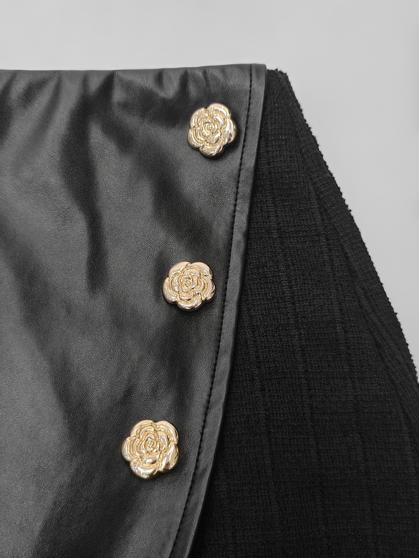 Women's Leather Patchwork A-line Skirt With Back Zipper And Pocket_voghion.com