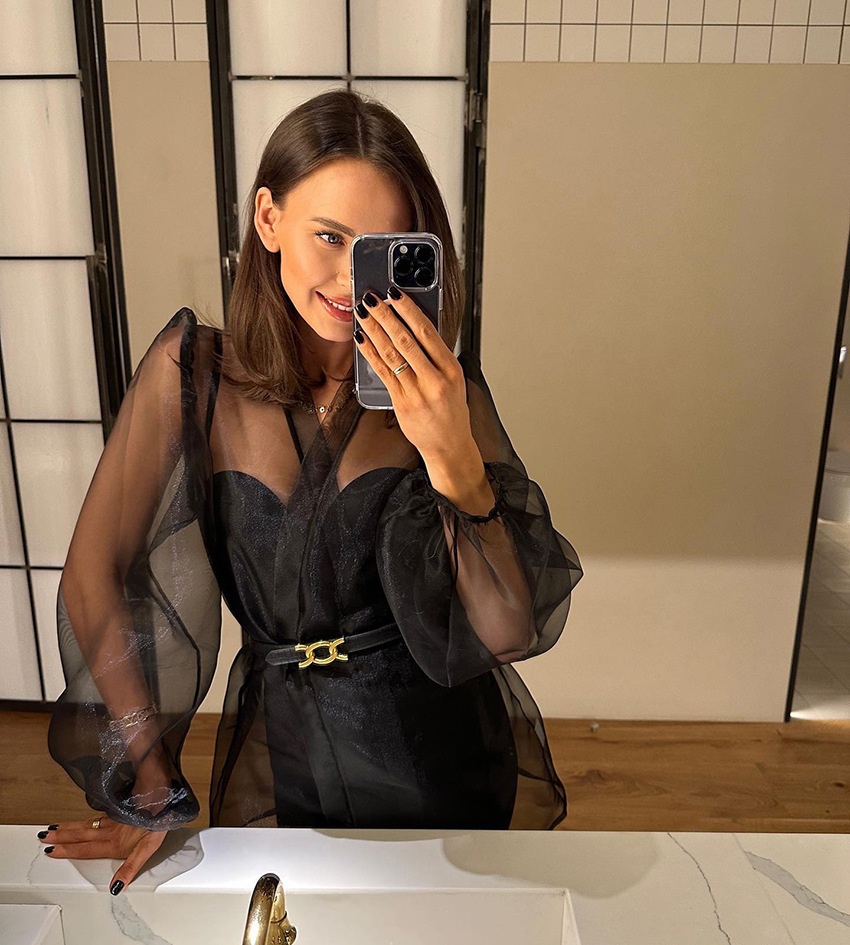 Camicia donna elegante trasparente con maniche a palloncino_voghion.com