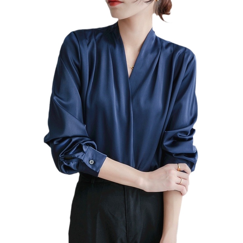 Real Shot Of 2025 Primavera Camicia da donna bianca a maniche lunghe con design francese, top in seta vintage, camicetta professionale in raso_voghion.com