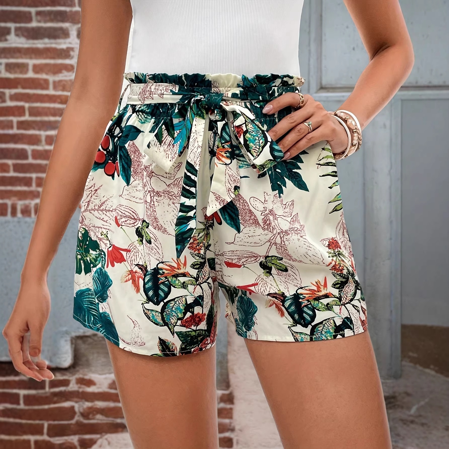 Ropa de mujer con estampado tropical y pierna ancha, ideal para el comercio exterior europeo y americano._voghion.com