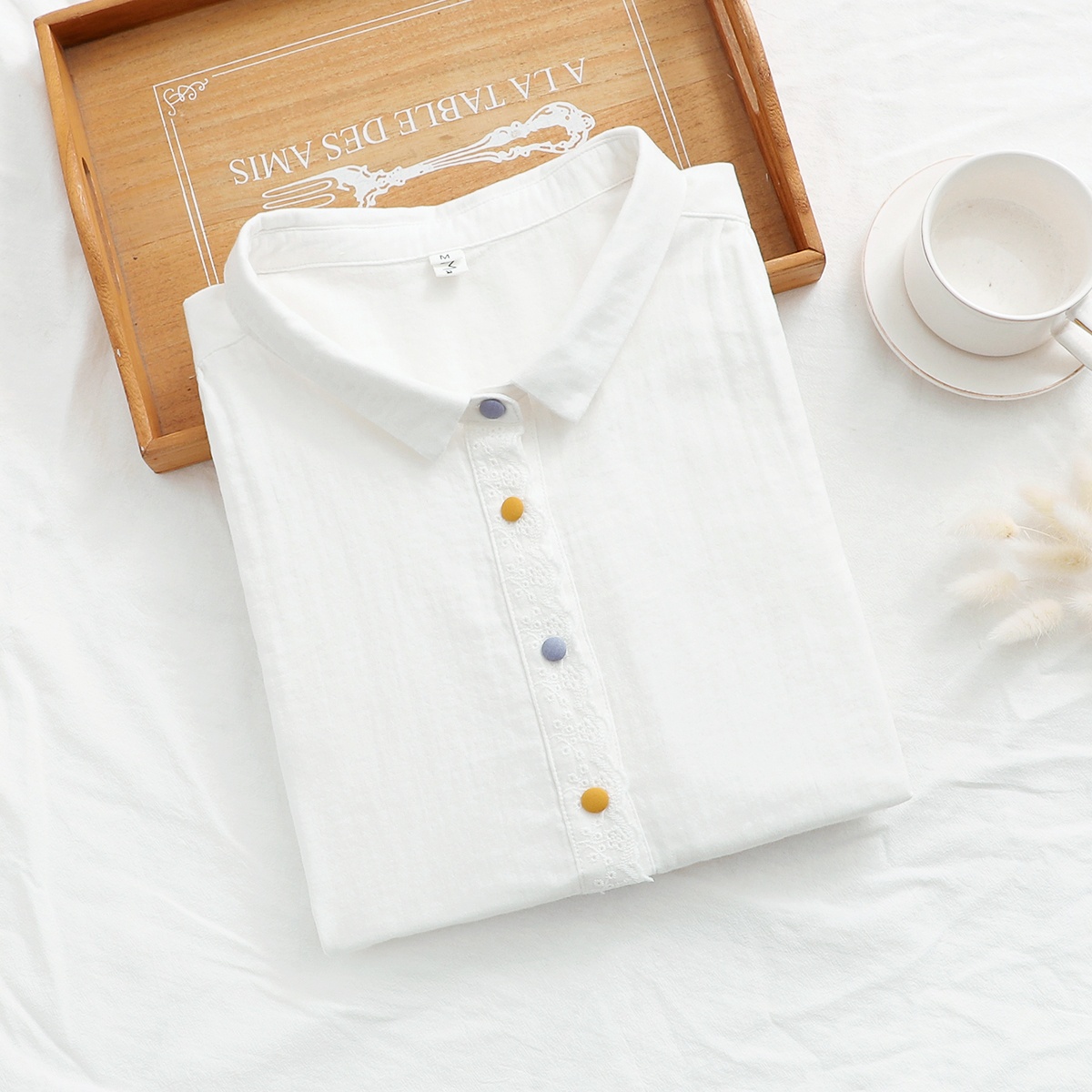 Camicia donna in garza a doppio strato con pizzo sul davanti_voghion.com