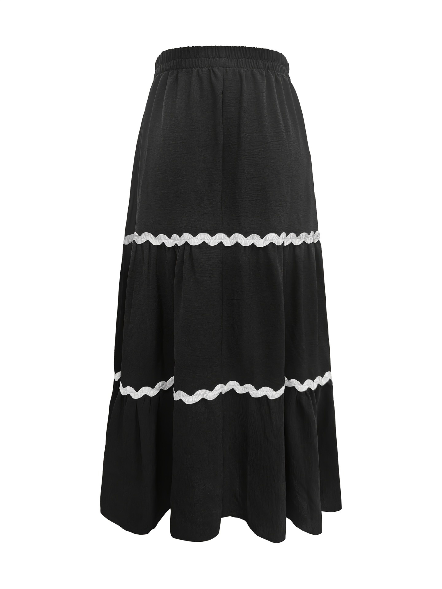 Dam bohemisk kjol med vågig spets och stor fåll i plus size_voghion.com