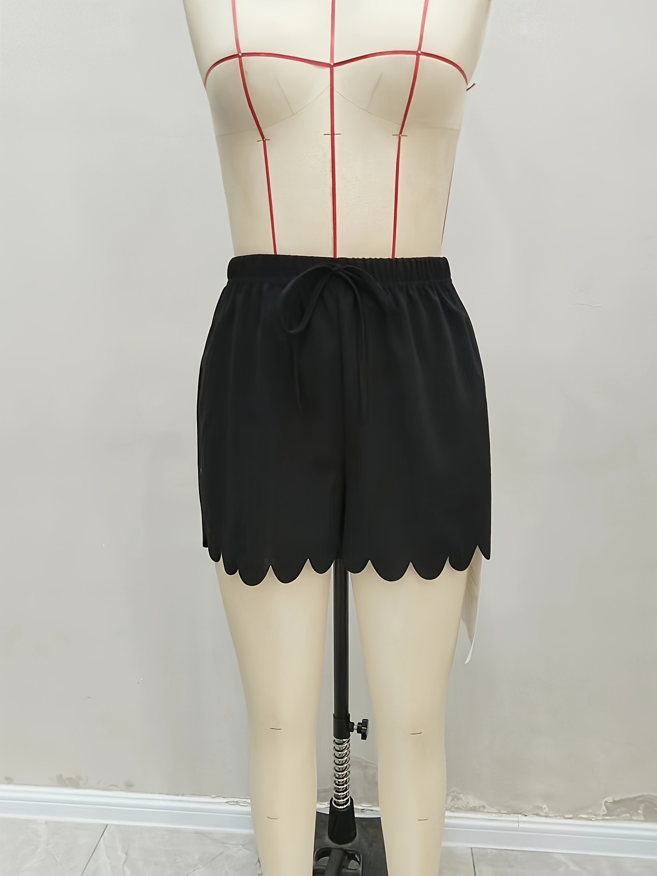 Short en dentelle ondulée décontractée, style européen et américain, polyvalent pour l'été, avec cordon de serrage, jambes larges et légèrement élastique_voghion.com