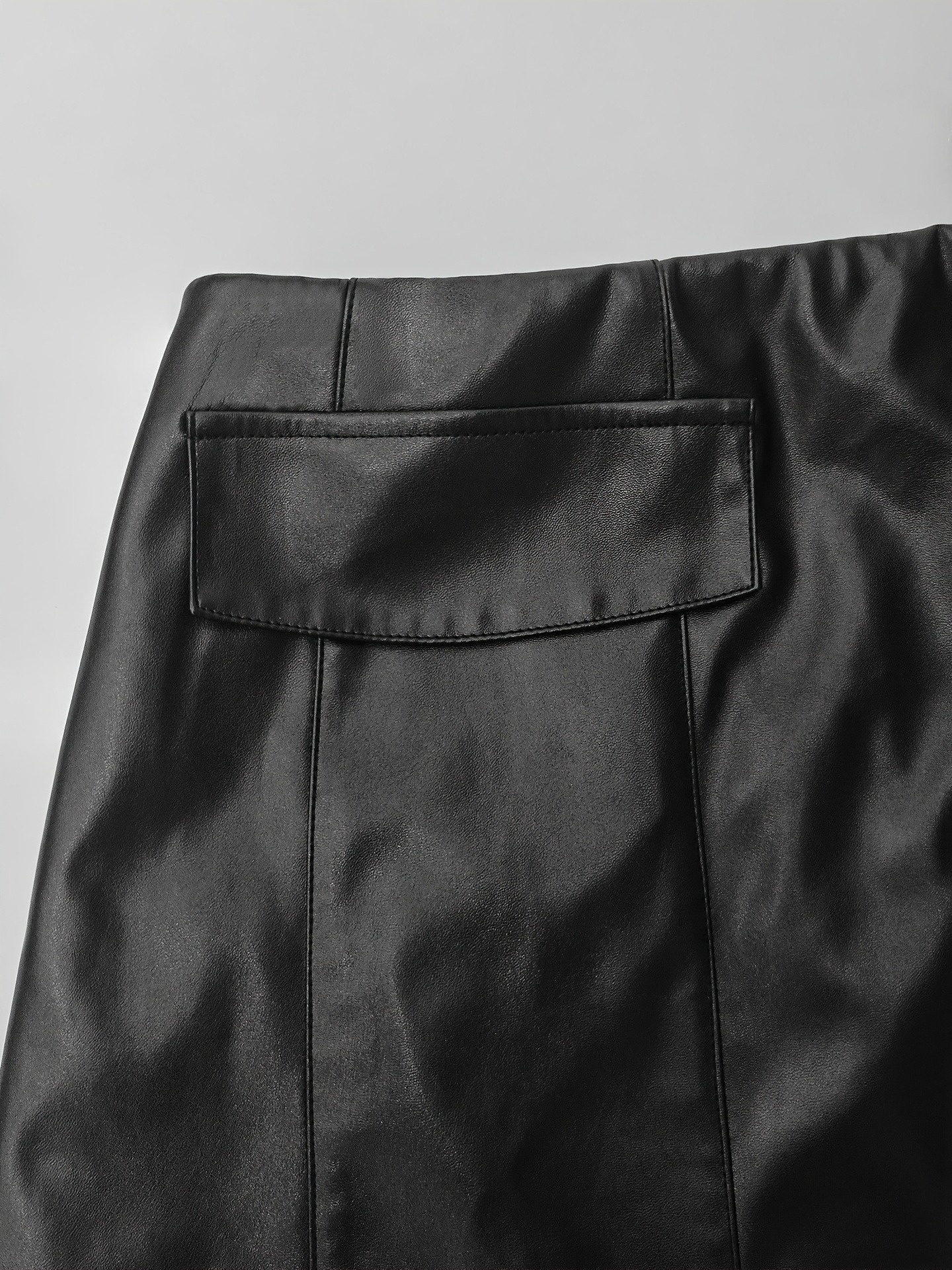 Women's Leather Patchwork A-line Skirt With Back Zipper And Pocket_voghion.com