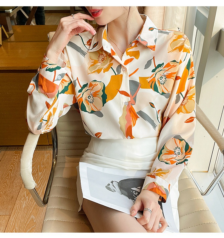Camicetta elegante da donna a maniche lunghe con fantasia_voghion.com