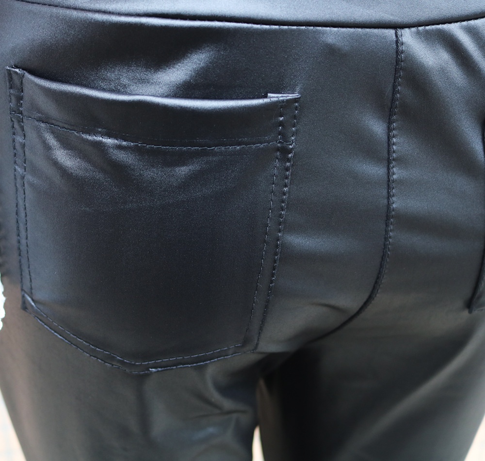 Europäische und amerikanische Damenbekleidung – Grenzüberschreitender unabhängiger Shop – Hochtaillierter, schmal geschnittener Leder-Bleistift_voghion.com