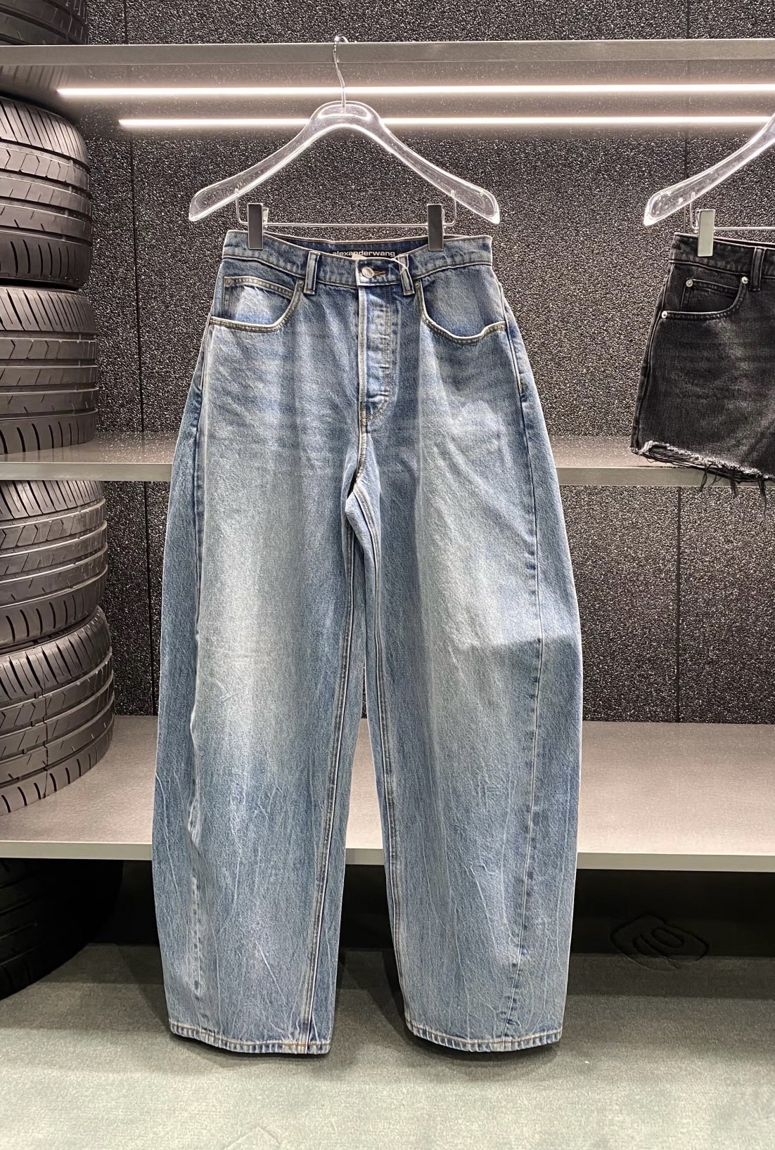 Women's Jeans With Rhinestones And Back Logo High-end Design_voghion.com