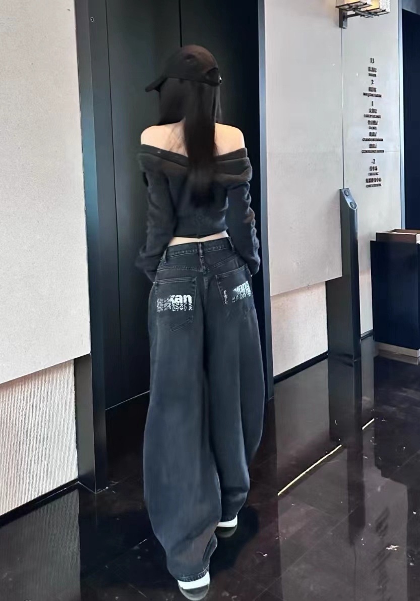 Women's Jeans With Rhinestones And Back Logo High-end Design_voghion.com