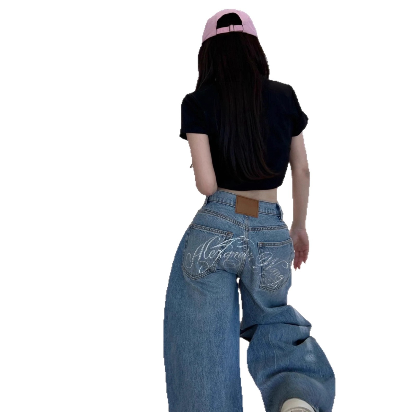 Shenzhen Nanyou Dawang 25 Spring High-End Women's Wear: Jeans With Rhinestone Design, Back Logo, Double Pockets, And_voghion.com