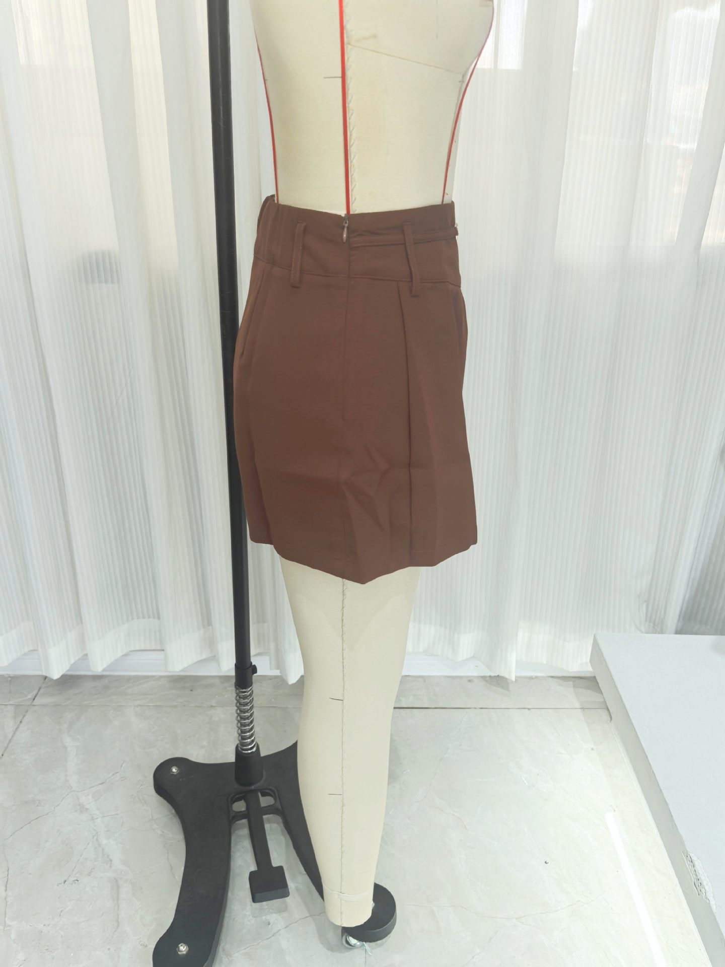Elegant Women's Shorts For Professional Office Attire Solid Colour_voghion.com