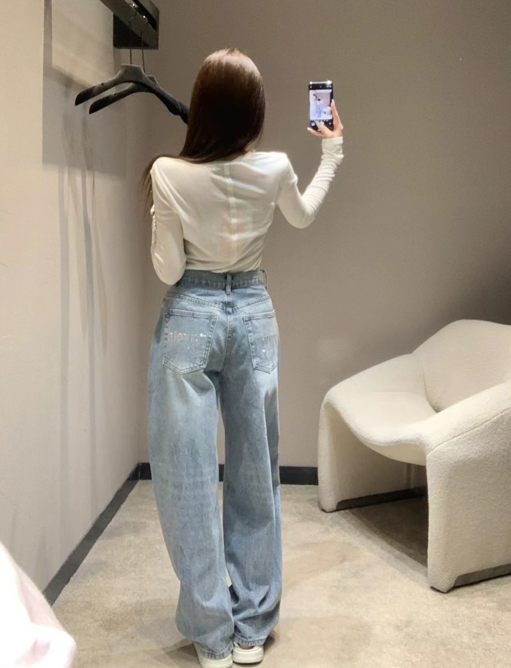 Women's Jeans With Rhinestones And Back Logo High-end Design_voghion.com