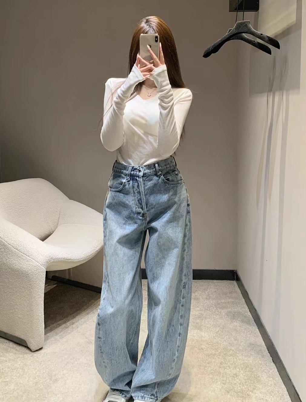 Women's Jeans With Rhinestones And Back Logo High-end Design_voghion.com