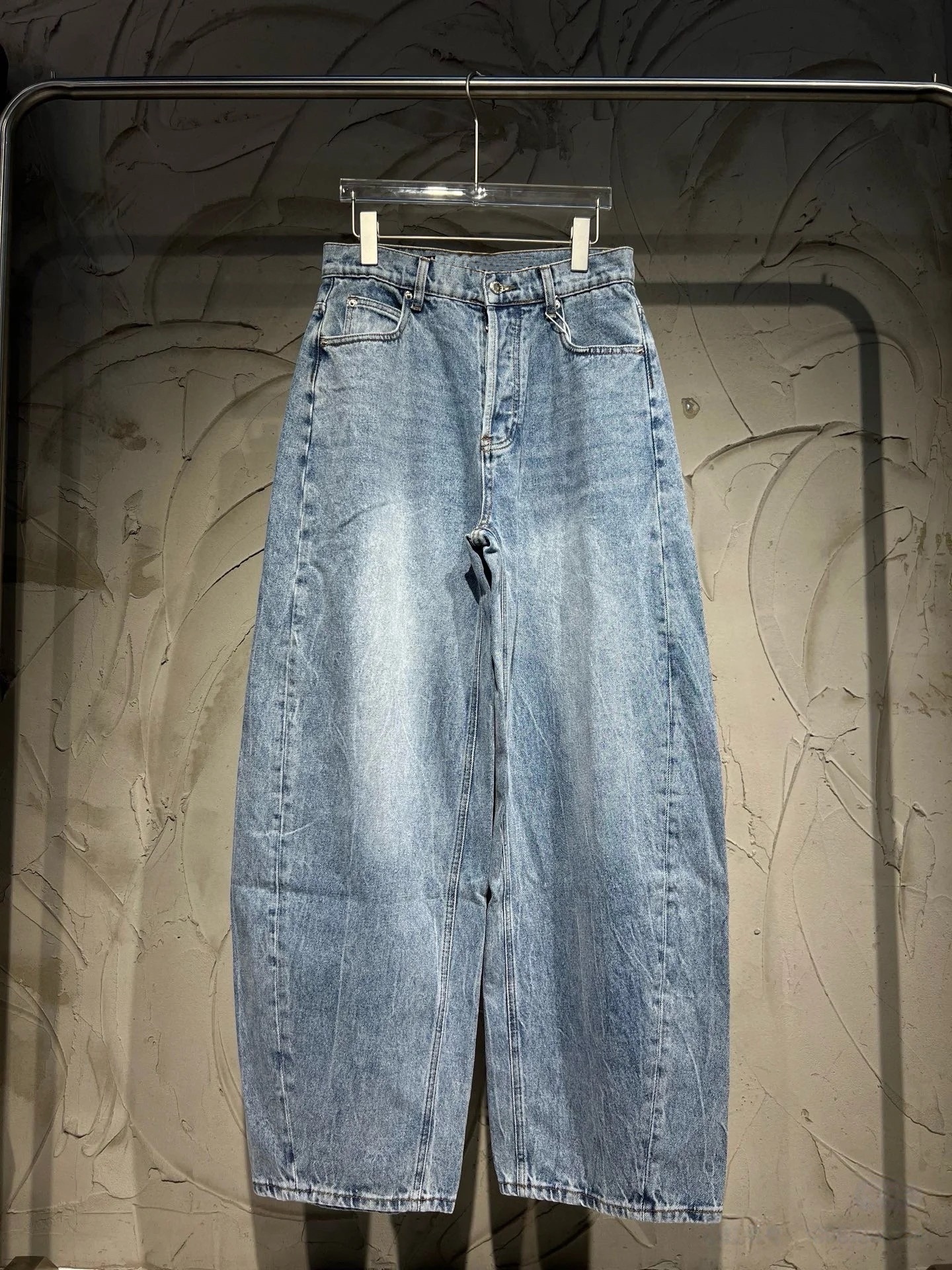 Women's Jeans With Rhinestones And Back Logo High-end Design_voghion.com