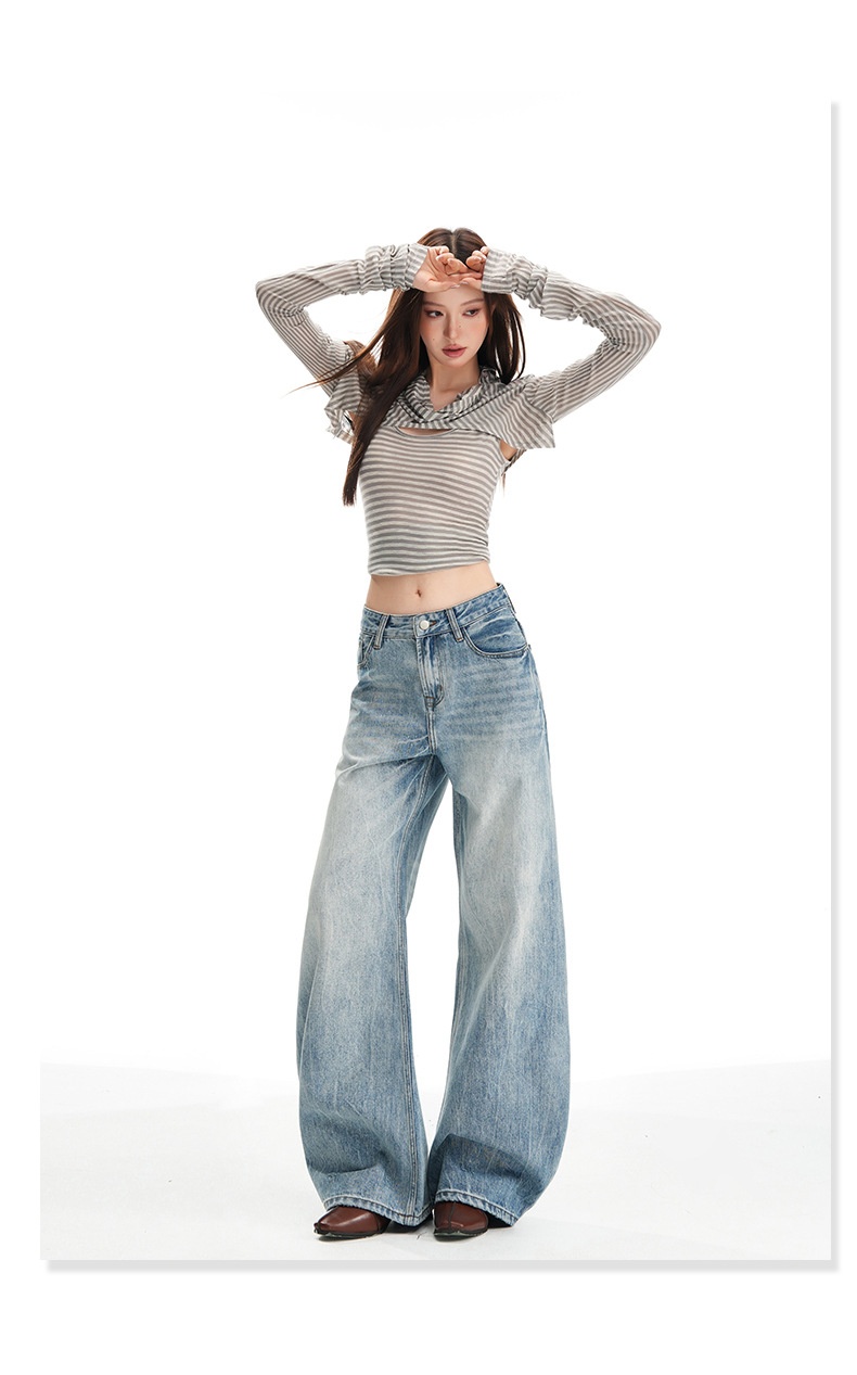 Damen Jeans In Hellblau Im Washed-look Für Große Frauen_voghion.com