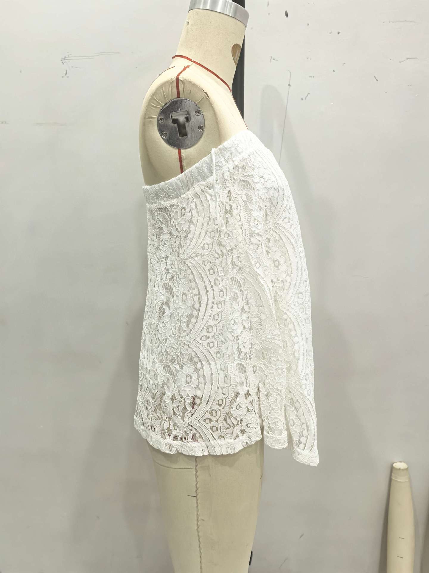Women's Strapless Tank Top For Summer Casual Layering Style_voghion.com